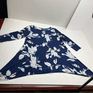 Clara SunWoo Blue White Floral Print Asymmetrical Tunic Blouse Top Women Small‎